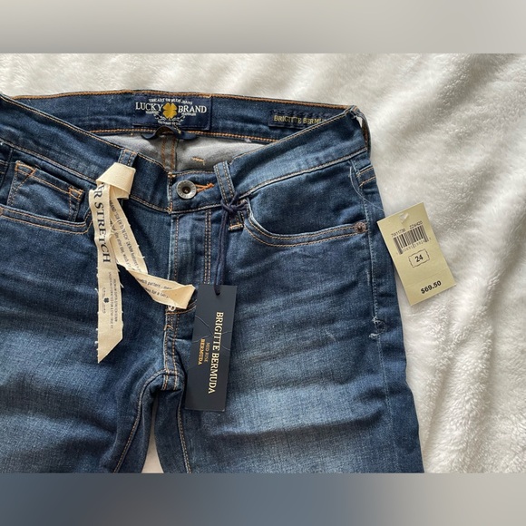 Lucky Brand Women's shorts - Picture 3 of 4